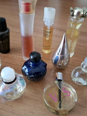 Perfume miniatures used, pack of 10 with genuine content