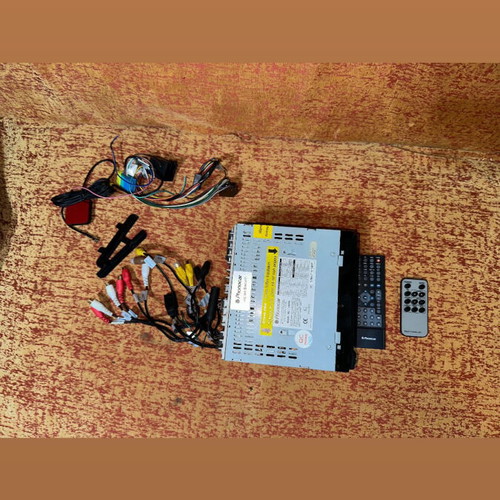 Phonocar touch screen like new, compatible with Toyota RAV4 2000-2005