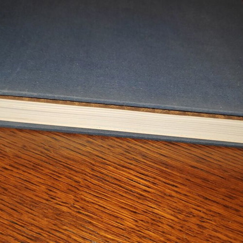 English Style 1984 book used, hardcover