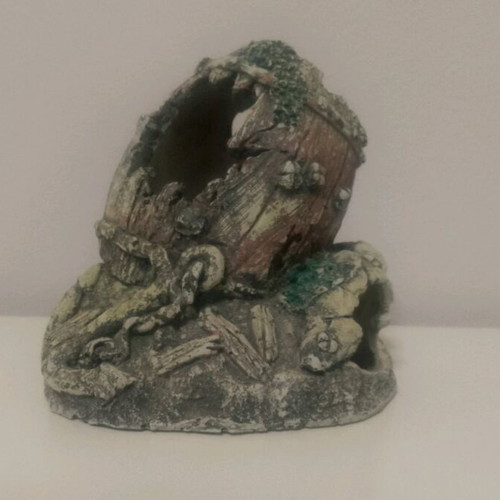 Aquarium decorations like new, set of 4 pieces