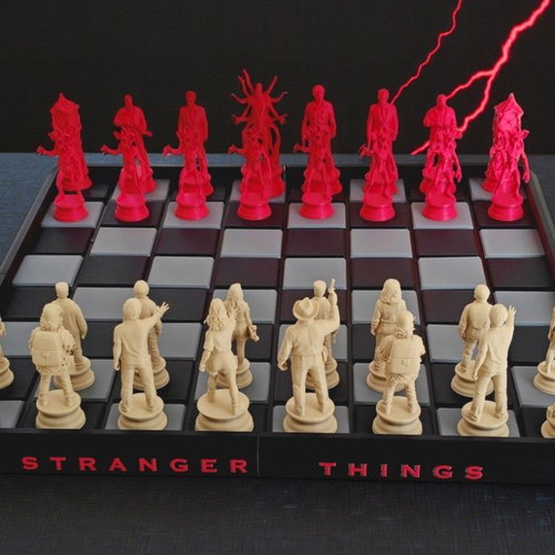 Stranger Things Chess Set and Figures New
