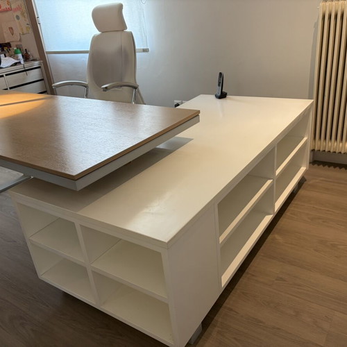 Corner desk 2.17x1.63 m white lacquer with white leather chair like new