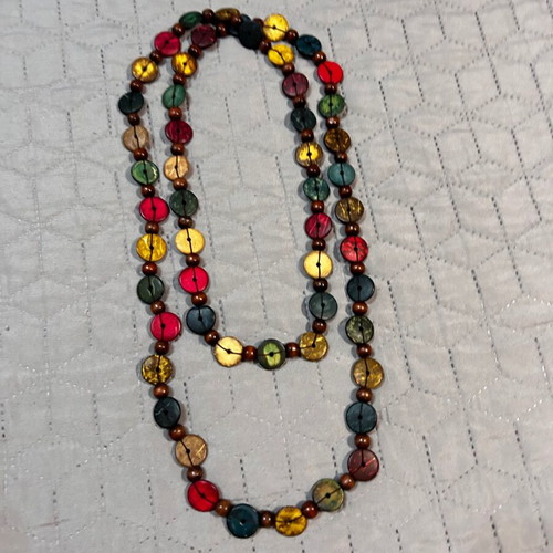Necklace multicolored with round wooden beads like new