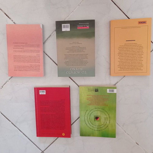Literature books like new, Greek language, bundle or individual