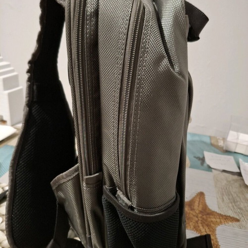 Macally Backpack like new