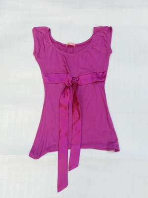 Fuchsia blouse with satin ribbon like new