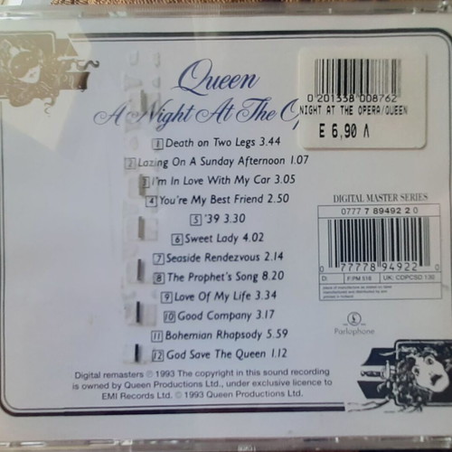 Queen A Night At The Opera CD like new, rock