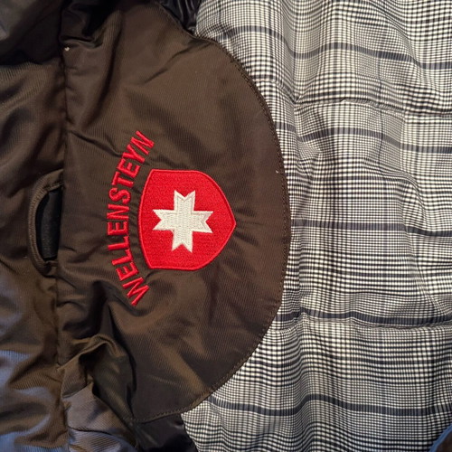 Wellensteyn Winter Jacket Medium Size like new, gold-bronze