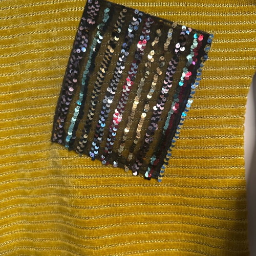 Velvet blouse new with sequins yellow Fia