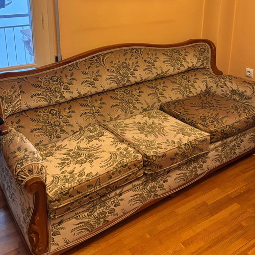 Three-seater sofa used