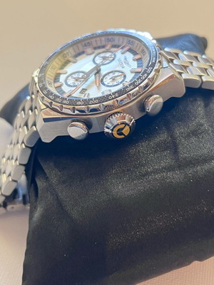 Sector Chronograph 44 mm like new, men's, silver