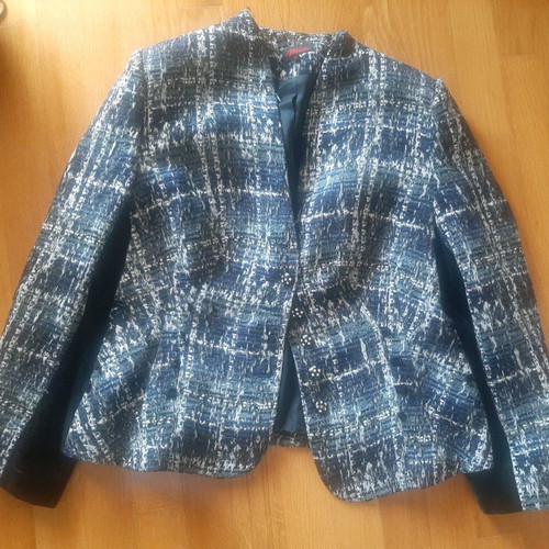 Mia jacket like new with velvet sides, black and blue