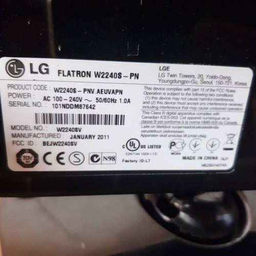 LG 22-inch computer monitor with stand and VGA cable