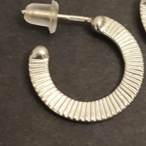 Silver 925 hoop earrings like new