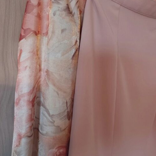 Women's suit new, pink multicolor, size 46