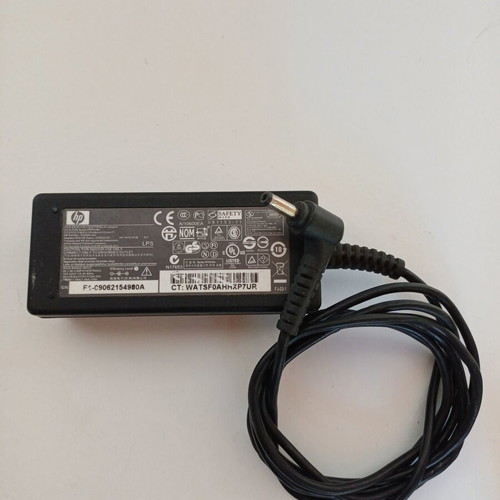 HP power supply 19V 1.58A 30W like new, pack of 2