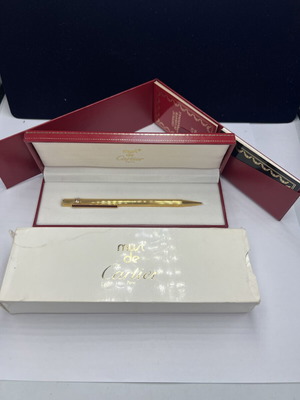 Cartier pen Bordeaux lacquer clip like new