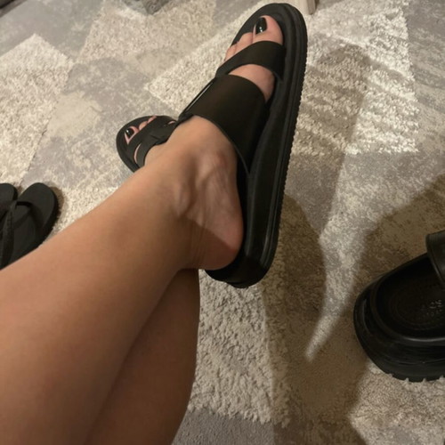 Black low sandals like new with soft sole