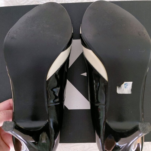 Sfera patent leather two-tone pumps like new, size 39