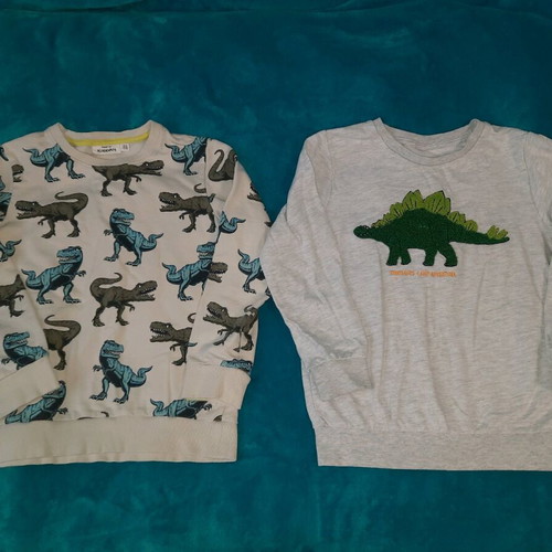 Boys' dinosaur blouses pack like new, 2 pieces