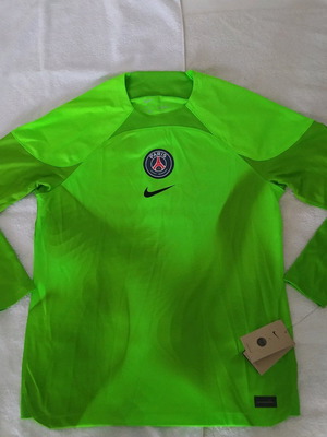 Вратарска фланелка Nike PSG нов размер L от сезон 2022/23