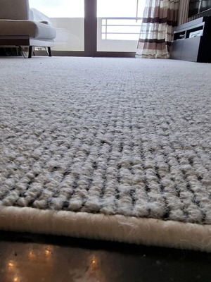 Wool rug like new, 320cm × 416cm, beige with black stripes