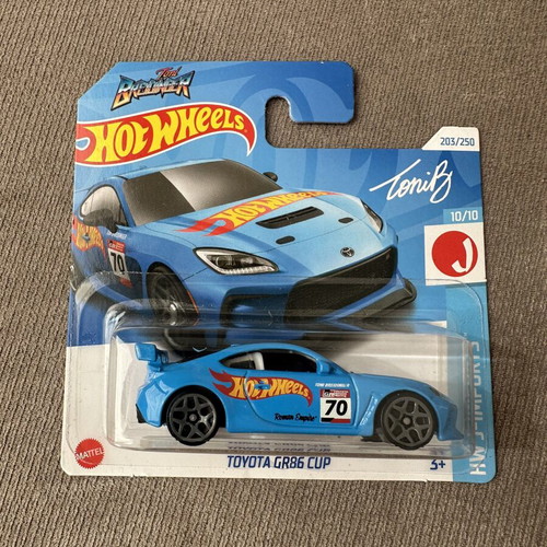 Hot Wheels Toyota GR86 Cup mainline car