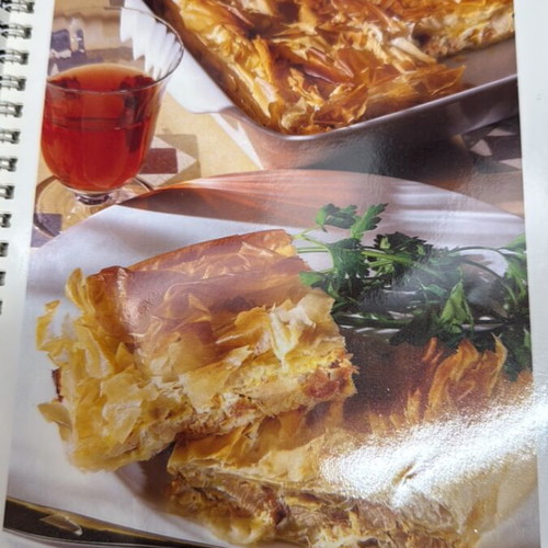Vefa's Cookbook for Pies like new