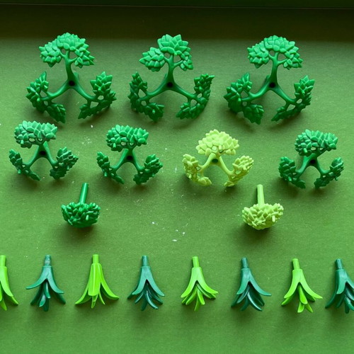 Playmobil bushes and greenery like new