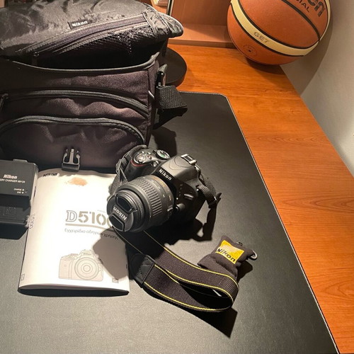 Nikon D5100 DSLR camera 16.2 mp new