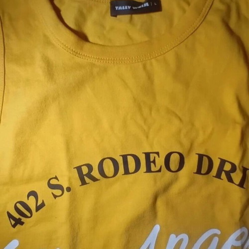 Top yellow size L new