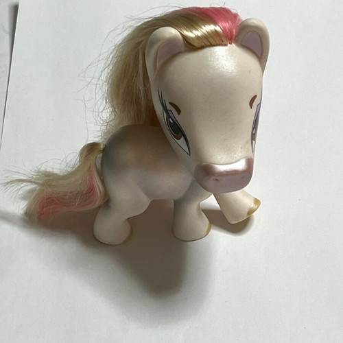Bratz Ponyz pony used with paint marks