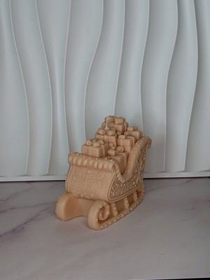 Christmas sleigh candle new, handmade soy