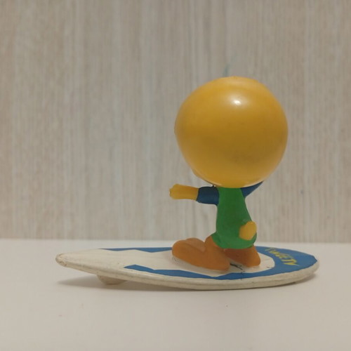 Tweety Beach Surfer Figure used Warner Bros Bullyland Looney Tunes
