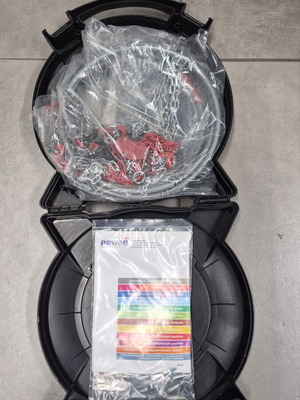 Snow chains for tires, various sizes