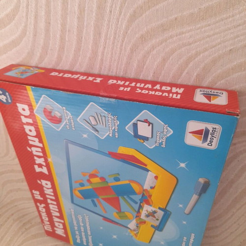 Magnetic shapes board game like new, missing marker