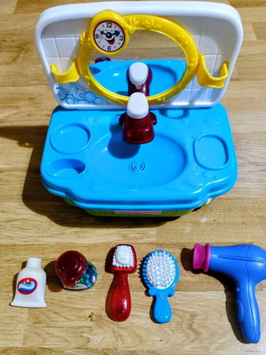 Interactive Educational Bath Toy Set like new