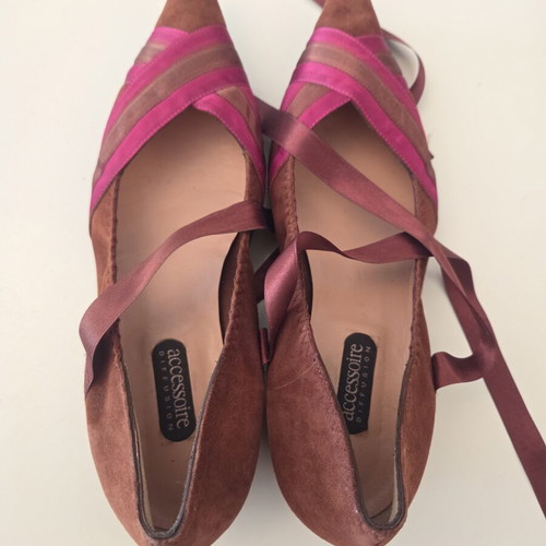 Accessoire Diffusion pointed ballet flats like new, colorful suede