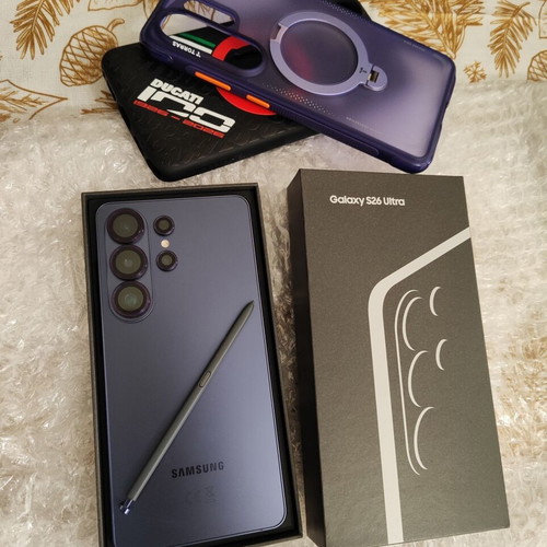 Samsung Galaxy S26 Ultra 512GB cobalt violet smartphone