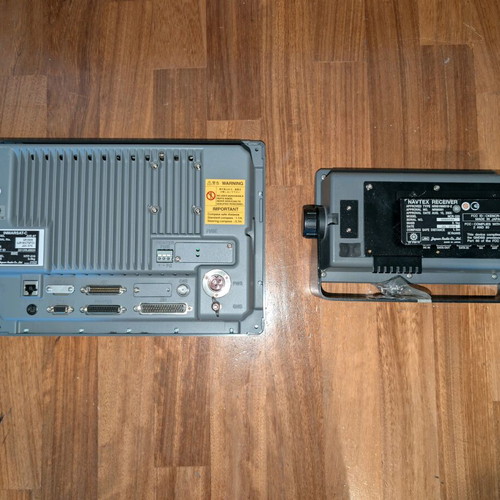 JRC NCR-333 Navtex Receiver και JRC JUE-87 Inmarsat-C μεταχειρισμένα