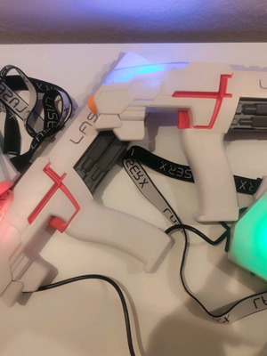 Laser X set with two guns and two targets, like new