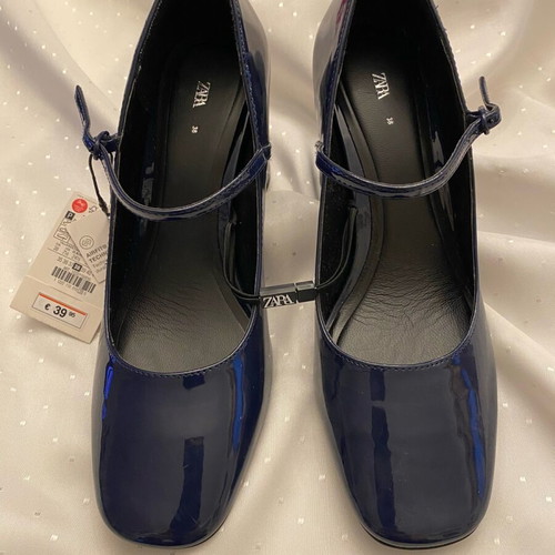 Zara Mary Jane shoes new, dark blue patent leather, size 38