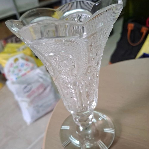 Vintage crystal flower vases and centerpiece used