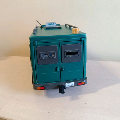 Playmobil vehicle used with missing parts and breaks