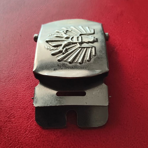 Collectible metal military belt buckle like new