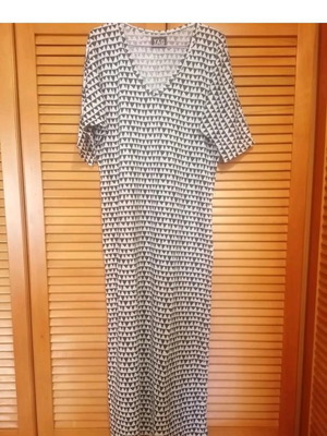 Tag Modest Clothing μακρύ ασπρόμαυρο γεωμετρικό φόρεμα μεταχειρισμένο