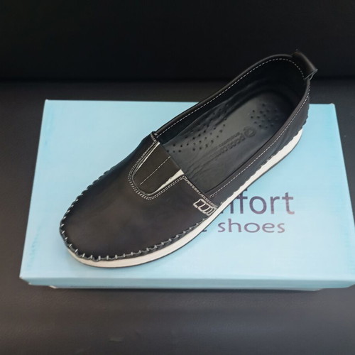 Ballerinas new, genuine leather inside and out, anatomical sole
