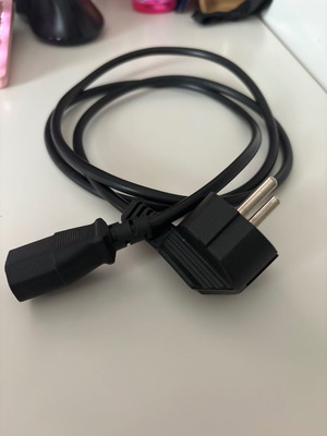 3pin shuko καλώδιο τροφοδοσίας desktop μεταχειρισμένο σε άριστη κατάσταση