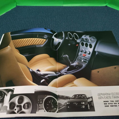Alfa Romeo GT V official illustrated brochure like new
