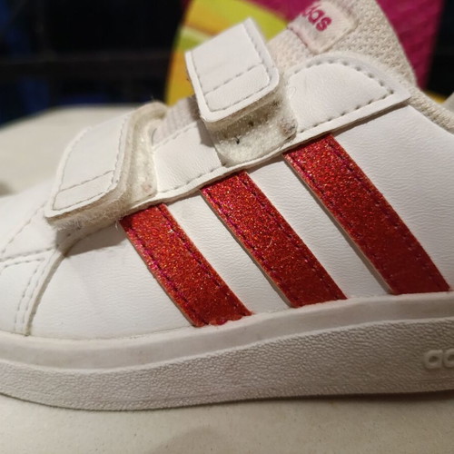 Adidas no 23 used girls' sport shoes white with red stripes